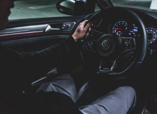 Volkswagen Supports Blockchain In The Integration Of Electric Vehicles With Power Grid